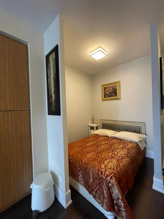 Luxury Condo With Cn Tower View Toronto Eksteriør billede